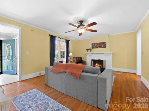 1614 Ridgewood Boulevard Hendersonville NC 28791