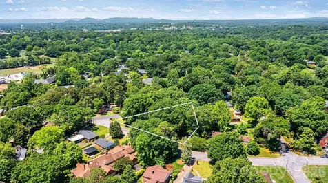 842 North Center Street Hickory NC 28601
