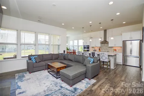13039 Arnold Palmer Circle Lancaster SC 29720