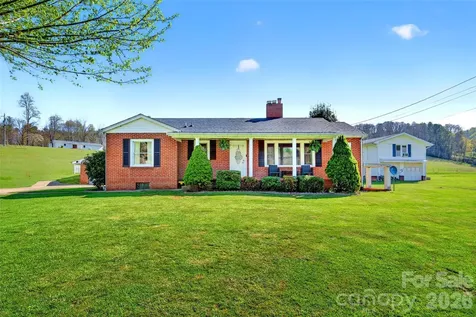 1511 White Oak Road Bakersville NC 28705
