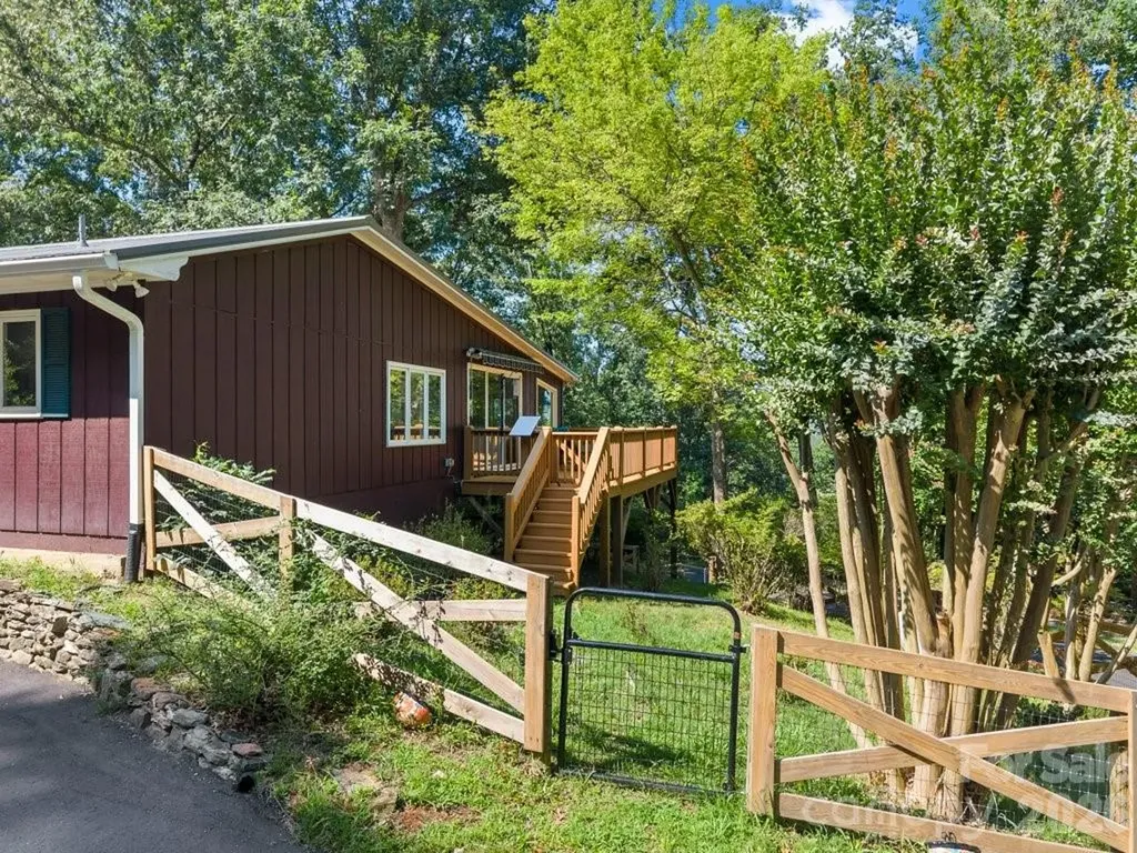 2825 River Road Columbus NC 28722