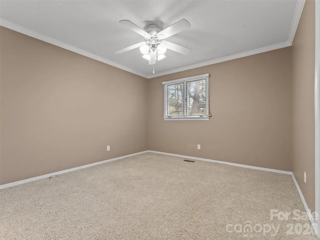 29 Reynolda Drive Asheville NC 28803
