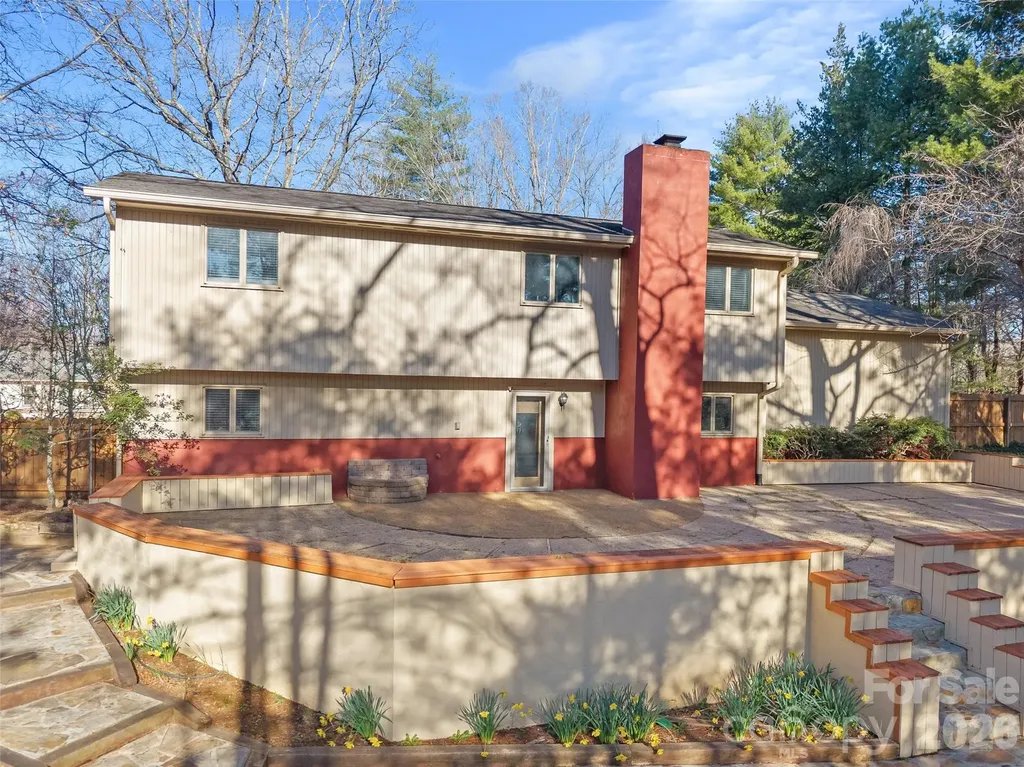 29 Reynolda Drive Asheville NC 28803