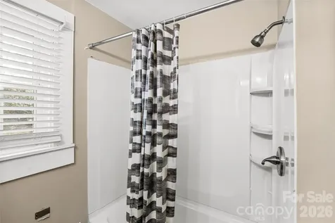 2738 Catalina Avenue Charlotte NC 28206