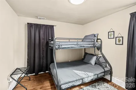 2738 Catalina Avenue Charlotte NC 28206