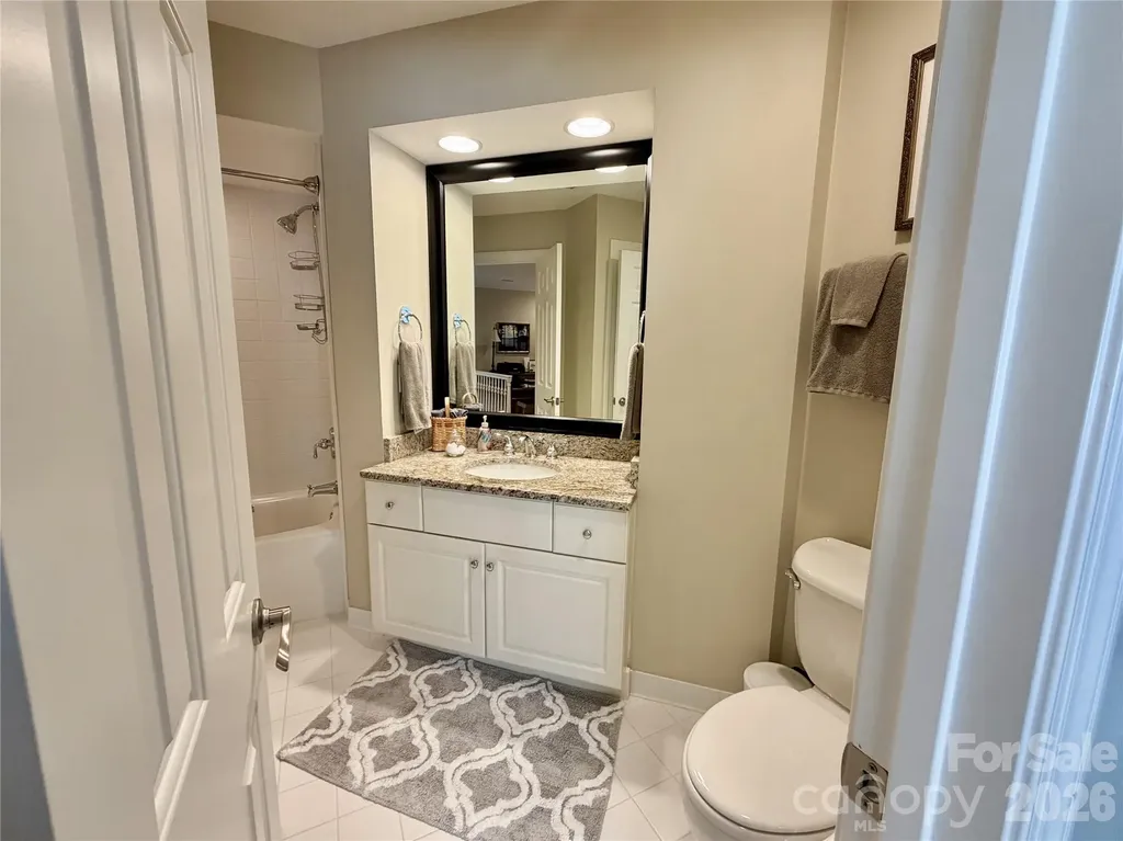 8964 Challis Hill Lane Charlotte NC 28226