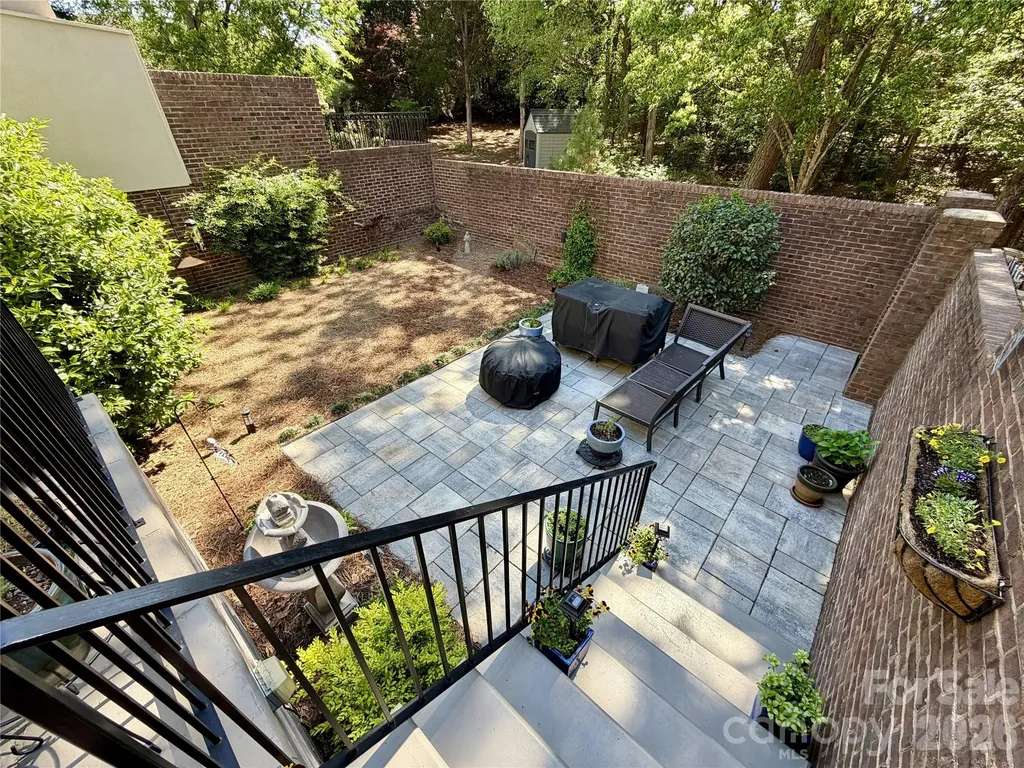 8964 Challis Hill Lane Charlotte NC 28226