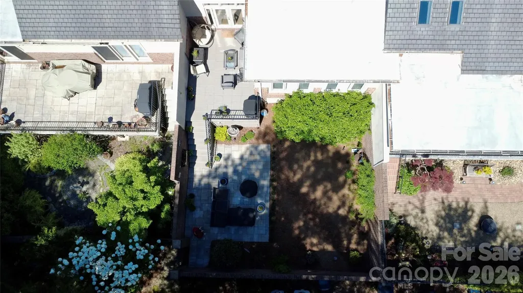 8964 Challis Hill Lane Charlotte NC 28226