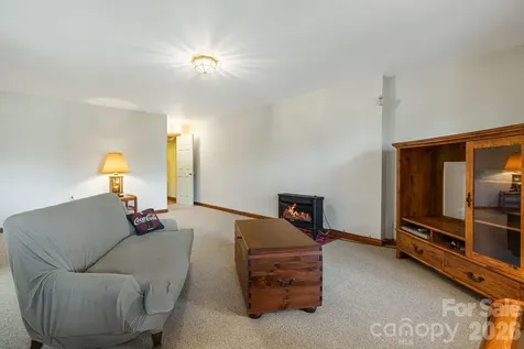 144 Hilltop Road Black Mountain NC 28711