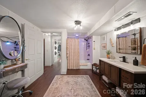25 View Ridge Parkway Leicester NC 28748