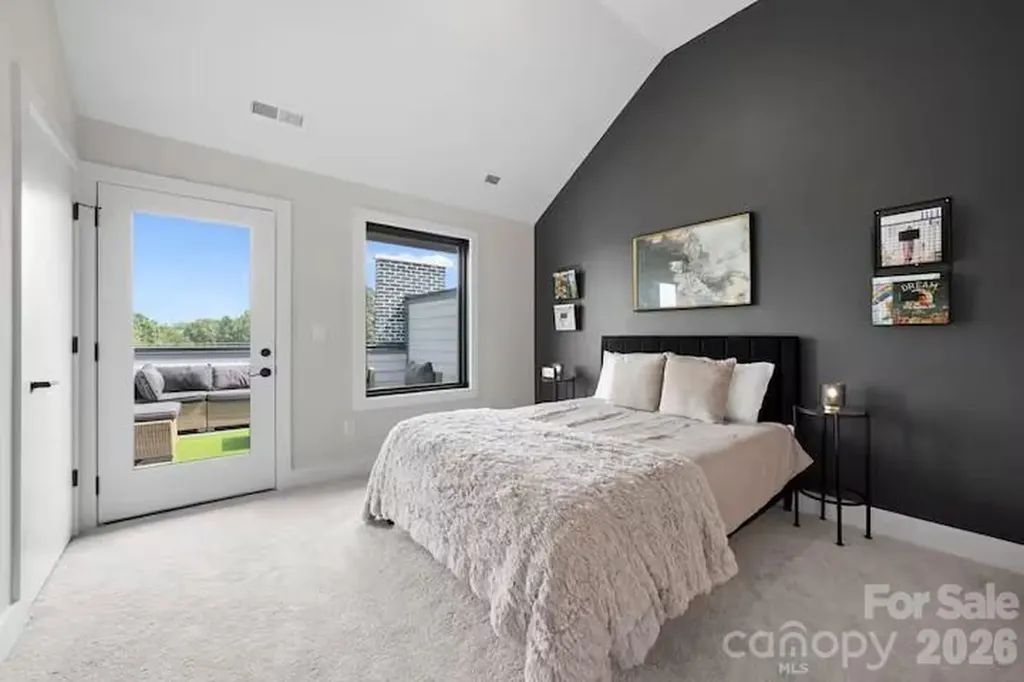 223 Freeland Lane Charlotte NC 28217