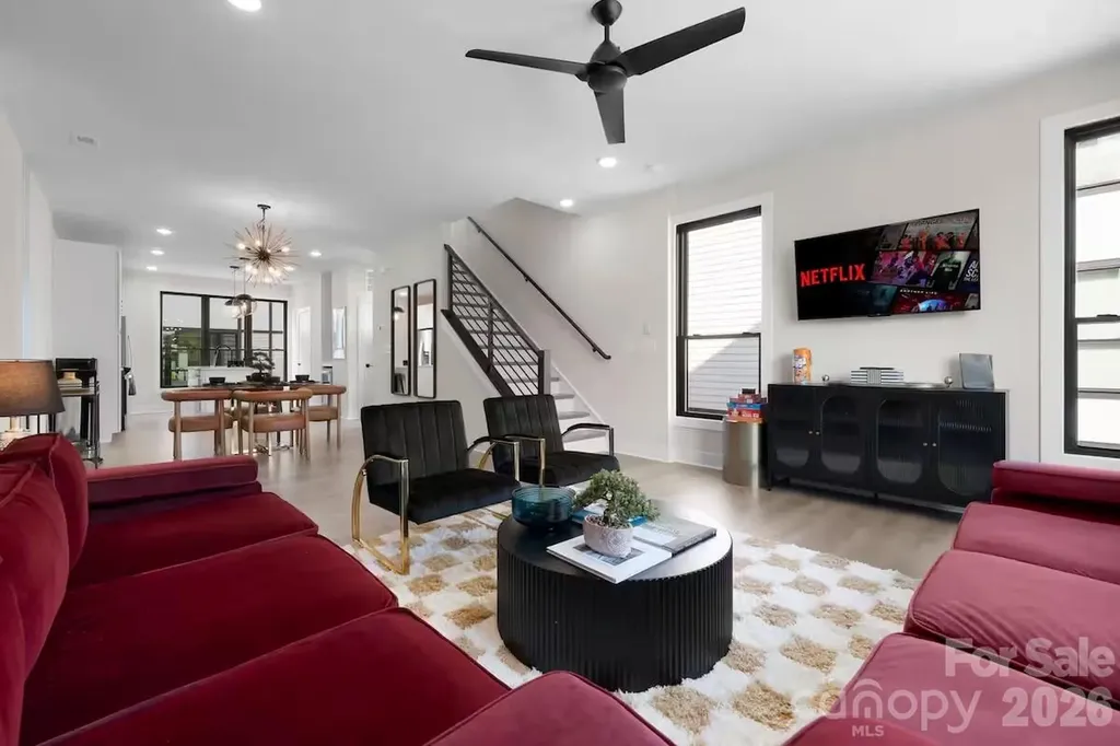 223 Freeland Lane Charlotte NC 28217