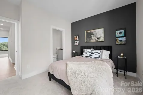 223 Freeland Lane Charlotte NC 28217