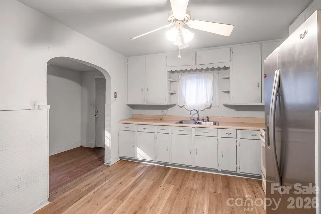 4430 W Tyvola Road Charlotte NC 28208
