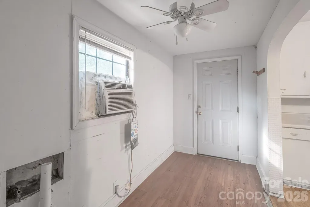 4430 W Tyvola Road Charlotte NC 28208