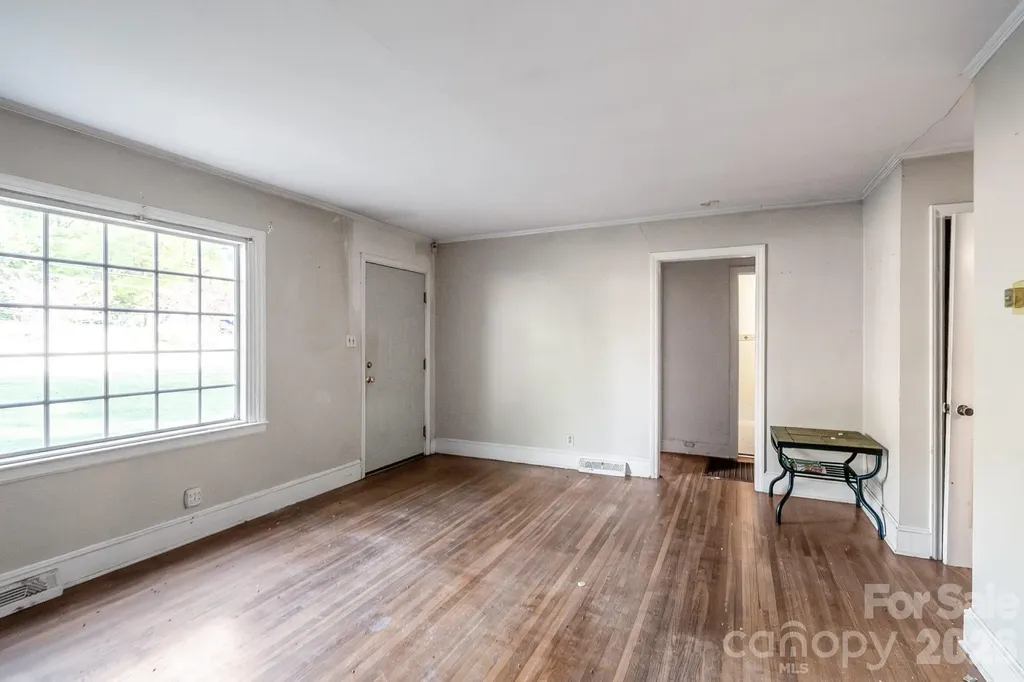 4430 W Tyvola Road Charlotte NC 28208