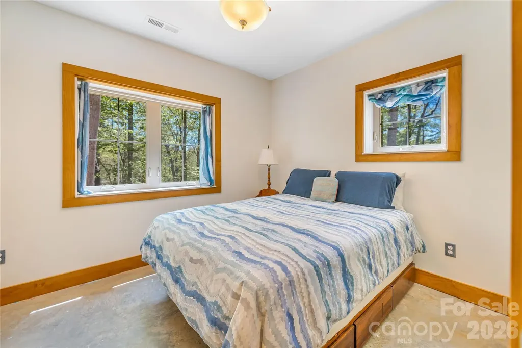 446 Amanda Drive Mars Hill NC 28754