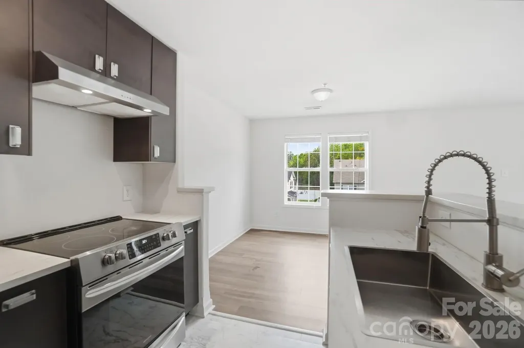 3937 Mohawk Court Charlotte NC 28215
