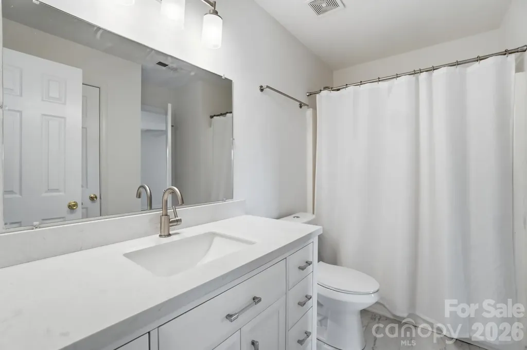 3937 Mohawk Court Charlotte NC 28215