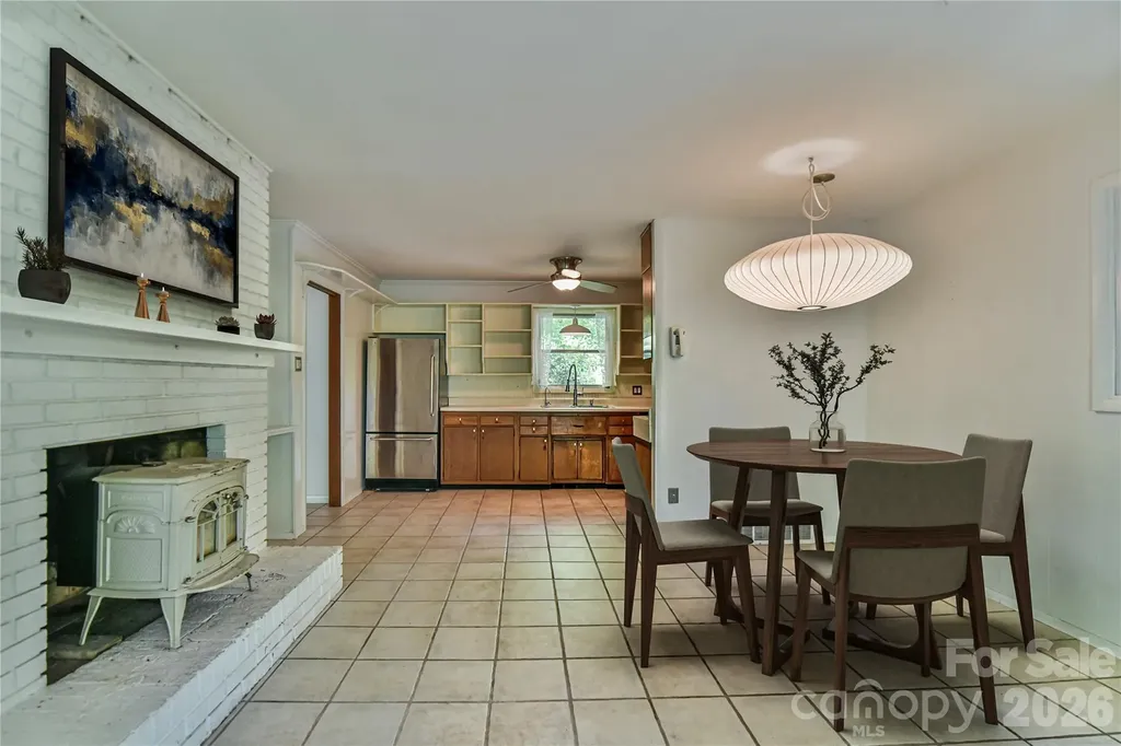 1 Hillcrest Lane Black Mountain NC 28711