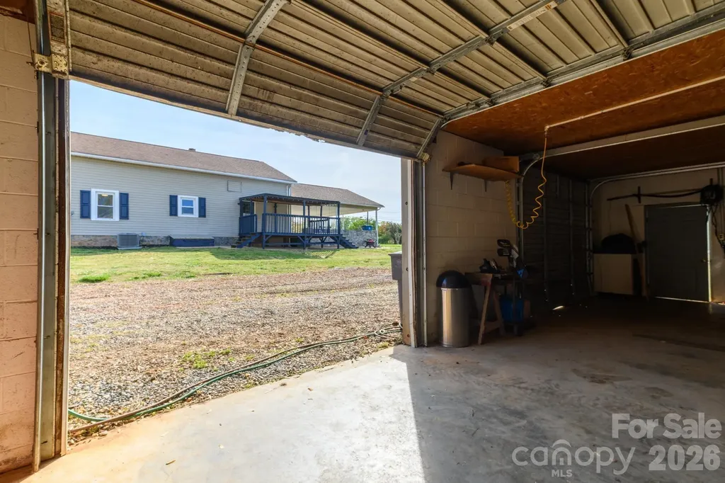 4163 Horseshoe Bend Road Hudson NC 28638