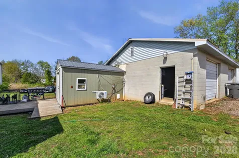 4163 Horseshoe Bend Road Hudson NC 28638