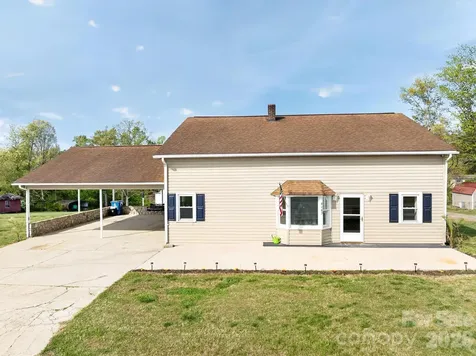 4163 Horseshoe Bend Road Hudson NC 28638