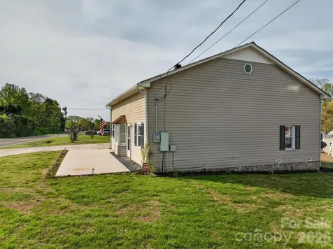 4163 Horseshoe Bend Road Hudson NC 28638