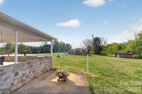 4163 Horseshoe Bend Road Hudson NC 28638