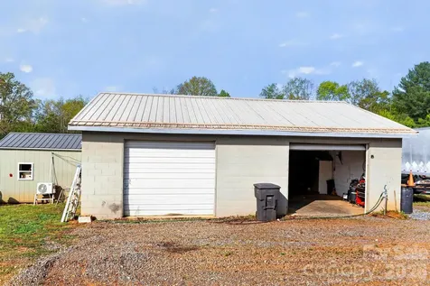 4163 Horseshoe Bend Road Hudson NC 28638
