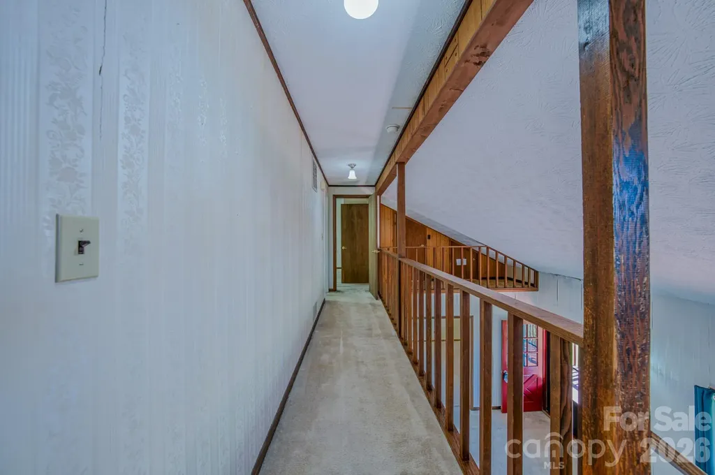 42 Camelfield Road Weaverville NC 28787