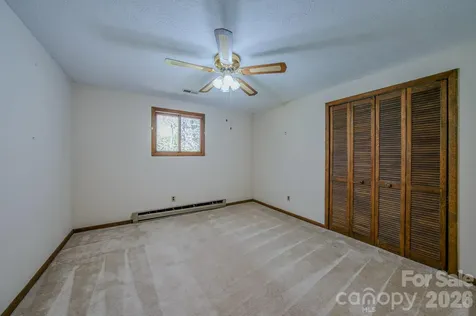 42 Camelfield Road Weaverville NC 28787