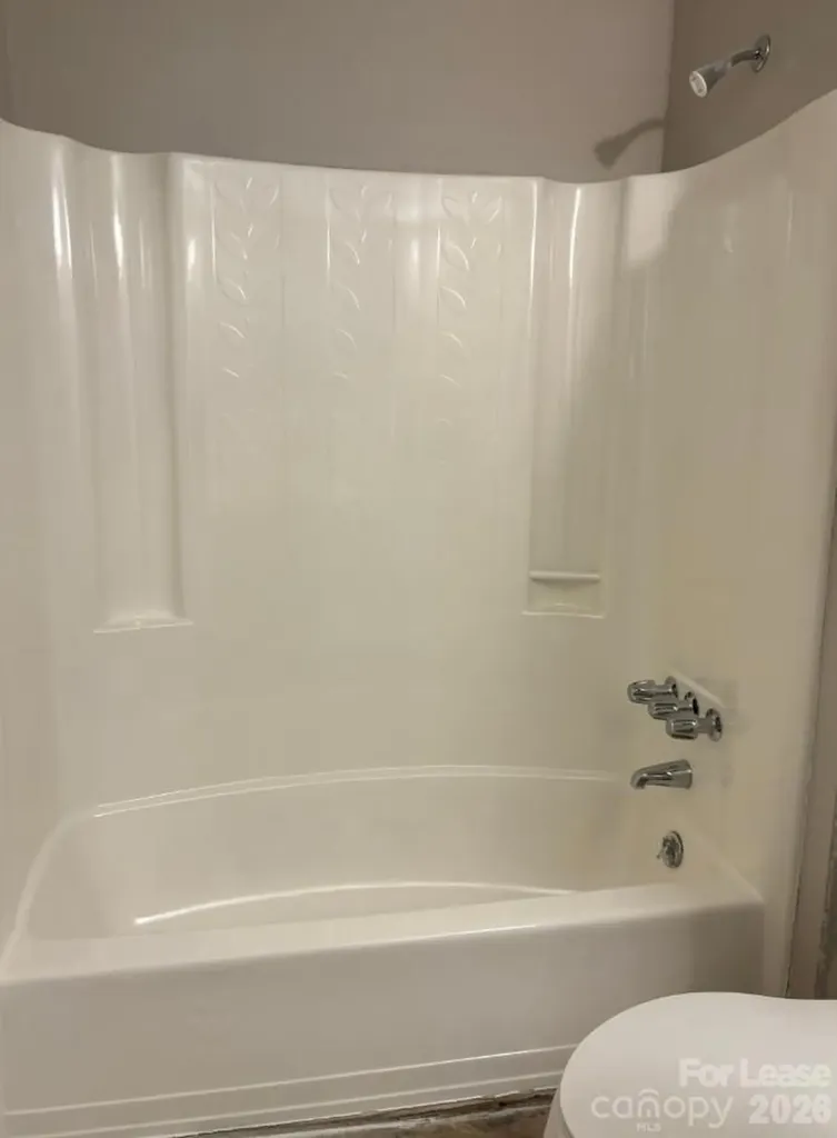 3633 Driftwood Drive Charlotte NC 28205