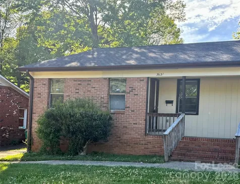 3633 Driftwood Drive Charlotte NC 28205