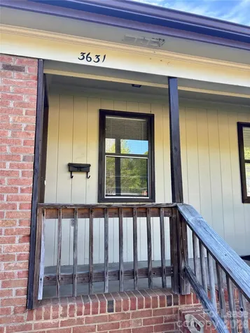 3633 Driftwood Drive Charlotte NC 28205