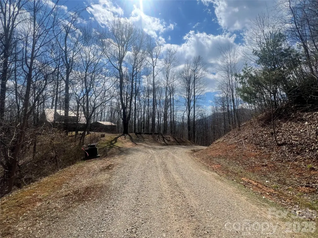 200 Wolverine Court Waynesville NC 28785