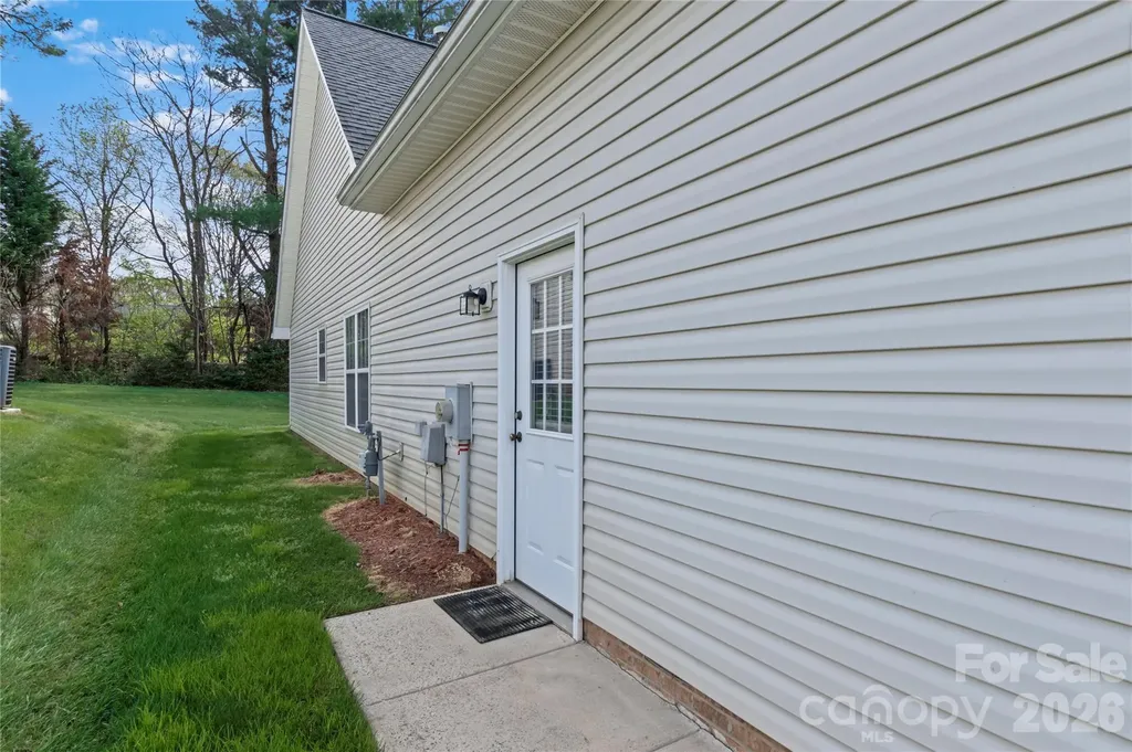 567 Caladium Court Kernersville NC 27284
