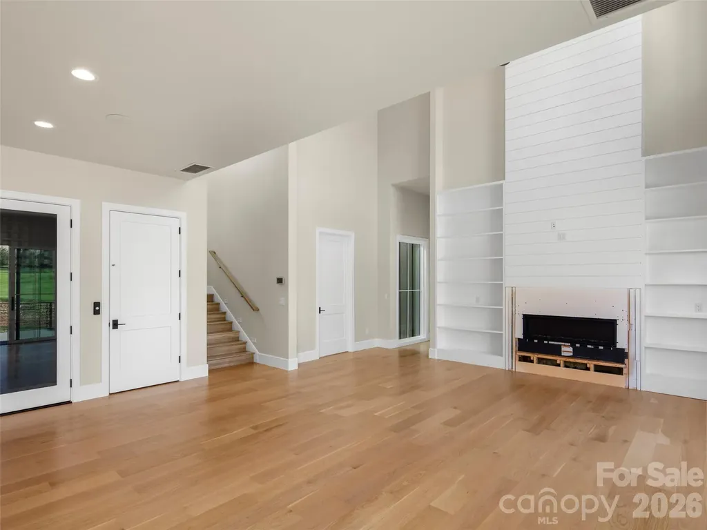6 Walnut Valley Parkway Arden NC 28704
