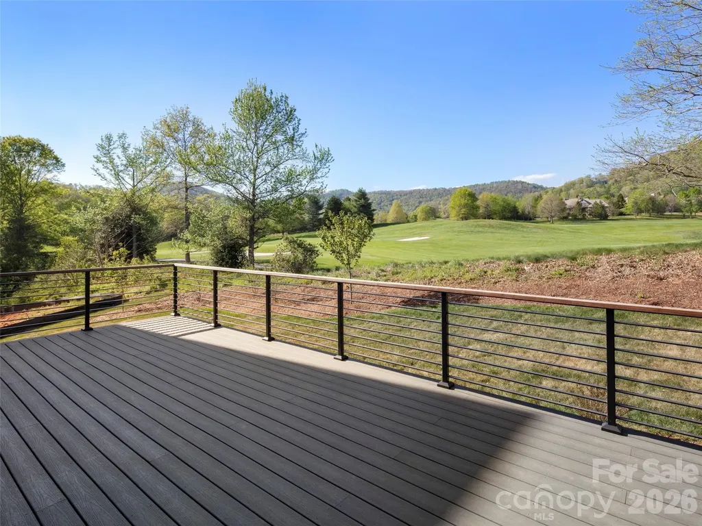 6 Walnut Valley Parkway Arden NC 28704