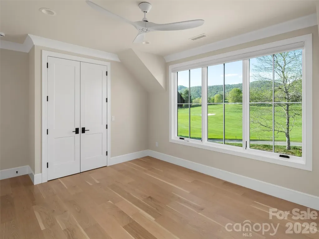 6 Walnut Valley Parkway Arden NC 28704