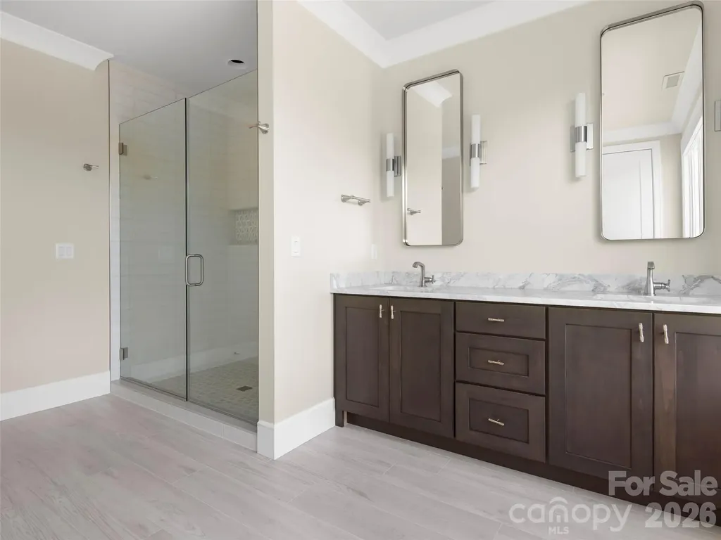 6 Walnut Valley Parkway Arden NC 28704