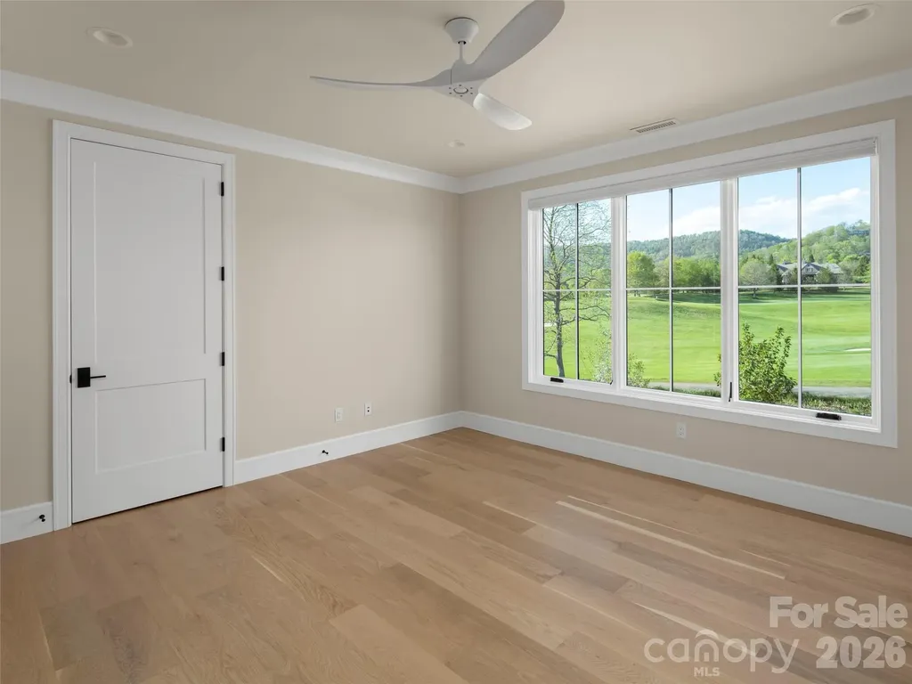 6 Walnut Valley Parkway Arden NC 28704