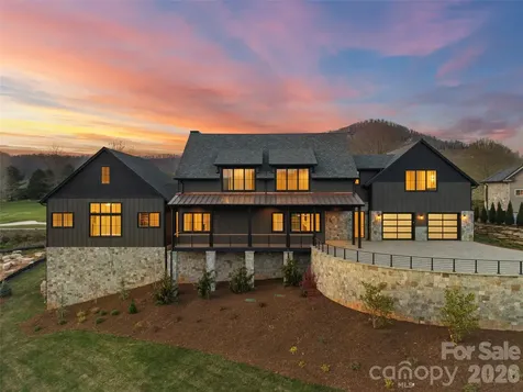 6 Walnut Valley Parkway Arden NC 28704
