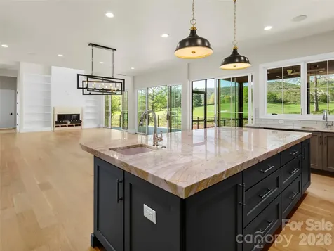 6 Walnut Valley Parkway Arden NC 28704