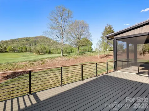 6 Walnut Valley Parkway Arden NC 28704