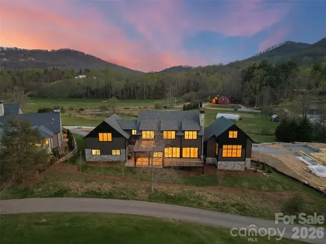 6 Walnut Valley Parkway Arden NC 28704