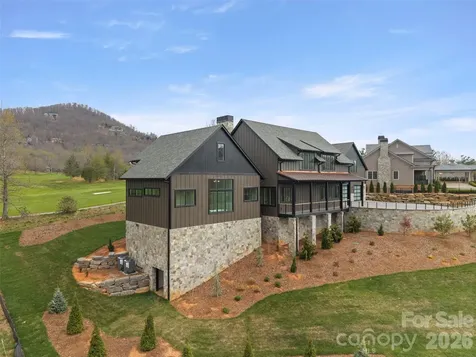 6 Walnut Valley Parkway Arden NC 28704
