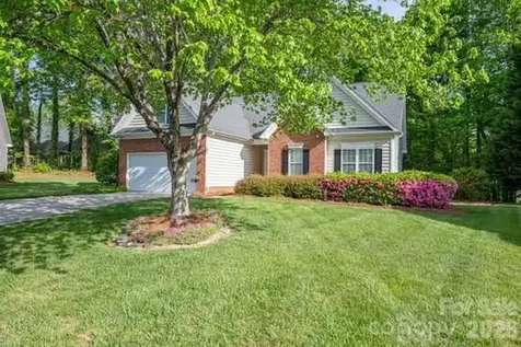 1614 Iverness Court Gastonia NC 28056