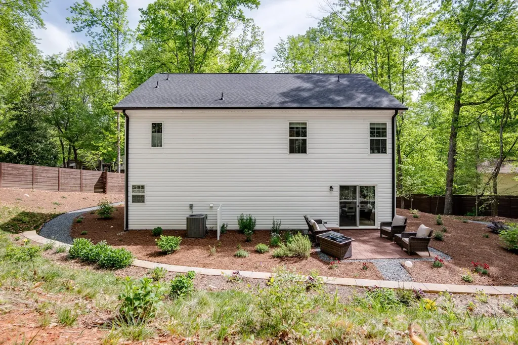 617 Teresa Circle Waxhaw NC 28173