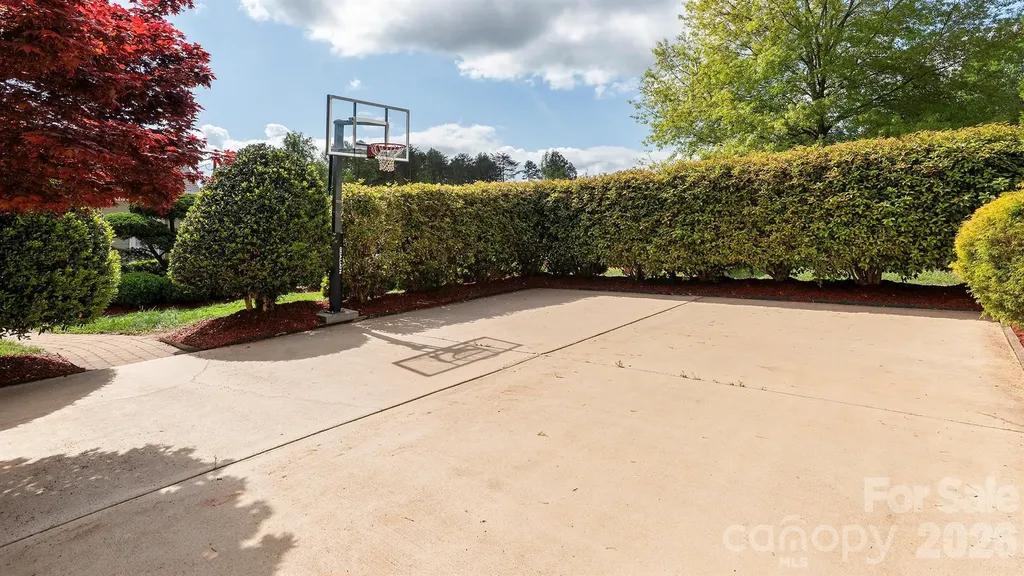 8219 Starnes Randall Road Charlotte NC 28215